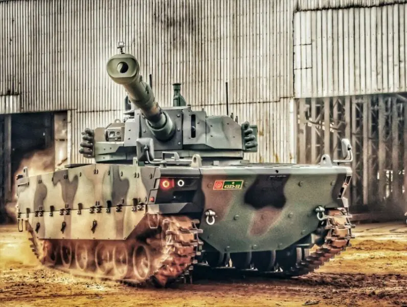 النمر الدبابة التركية الصنع