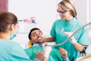أطباء أسنان في أسطنبول