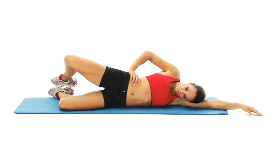 تمارين الاستلقاء على الجنب Clamshell workouts