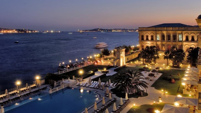 فنادق اسطنبول على البحر