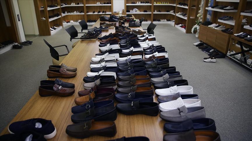 معامل الأحذية في اسطنبول باشاك شهير