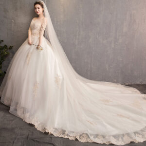  محلات بيع فساتين زفاف في تركيا